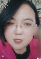 来喽 还是我舅妈王秀红 有人想让她给你乳交吗 然后射她脸上和奶子上