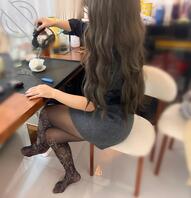小舅没在家趁着孩子睡着操她妈纯素照片、惊险视频1