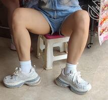 从坐姿，分析女人