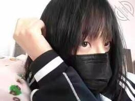 高二处女眼睛妹自拍0