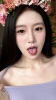 私房写真小模特，也是个小淫娃，摄影过后为摄影师口交