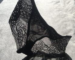 【原创骚妻内衣】偷拍小姨子内衣内裤，真骚啊2