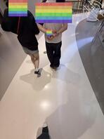 【小姨子进行时6】单独约小姨子看电影，结果半路遇到熟人。