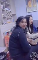 想操骚妈和她的闺蜜们 都是极品骚货1