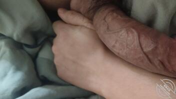 重庆观音桥找一个熟女姐姐。器大活好。会专业spa  。会舔逼，