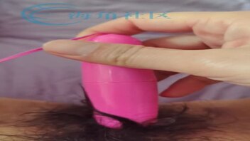 和婊子妈妈的肏屄生活