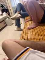 妹妹她们来家里吃饭