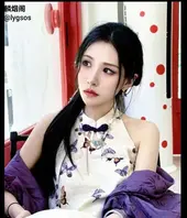 东营利华益集团高层领导与交X队女子 安X娟 玩换妻游戏2