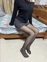 老妈在家从不忌讳我，被我偷拍了几张给大家看看1