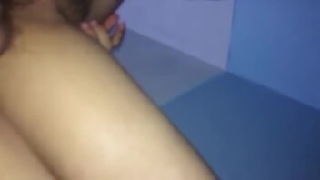 新疆贱狗夫妻日常做爱