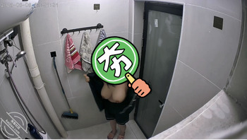 [原创6]盼了几天的摄像头收到后第一时间偷拍妈妈洗澡，结果翻车了0