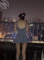 凌晨两点带老婆天台漏出0