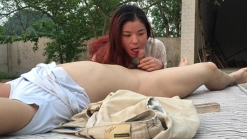 极品骚货少妇，真实反差母狗骚穴特写酒店全裸上位骑乘后人