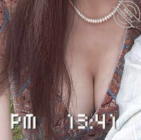 我们家女人 基因天生都是大奶子  真是骚啊0