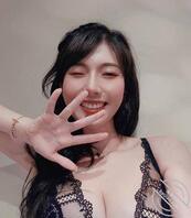 极品高颜值白领黄诗涵与前男友自拍视频曝光，深喉爆操喷汁，叫床声也很好听0