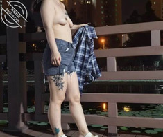 深夜露出，纹身小坦克1