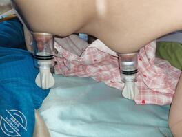 一个人在家玩弄乳头，好想被调教了1