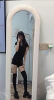 妹妹成天在我面前露大腿，丝毫不避讳我2