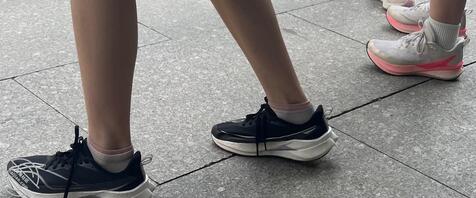 听说发偷拍袜子会火（持续更新）