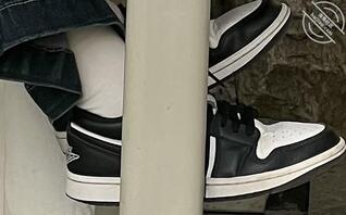 听说发偷拍袜子会火（持续更新）2