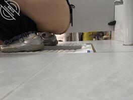 刚出炉的少妇厕拍0