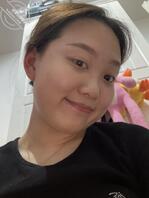 请大家看看我的表姐长得怎么样