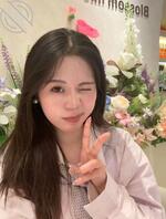 我是张依菲，有什么要问的就问吧，我这会挺闲的呢2