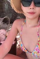 有没有爸爸想插欣欣的小穴呀