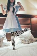 嫂子阴毛多，操着舒服。2