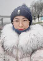 绿母控分享我的漂亮妈妈，近照，婚纱照以及之前的一些偷拍照，欢迎大家射屏0