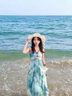 完全露脸勾引你，只需要你进来陪我聊聊天，做条小狗挨个回复你1