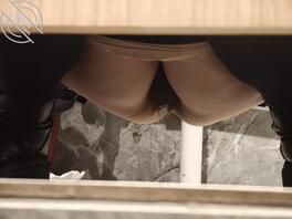 厕所偷拍 会计的大黑逼1