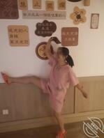 在洗浴中心跟弟弟做爱,弟弟听话就给他找女人2