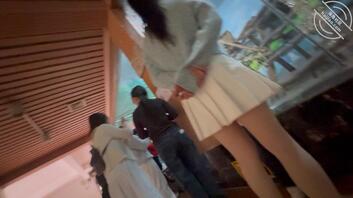 天气还不够热都穿厚丝袜和安全裤1