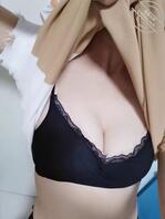 骚母狗废物老公睡在隔壁，母狗叫我调教她。0