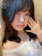 童颜肉欲雌小鬼海琳展示身体