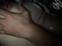 10,已和姐姐坦诚相待,但是有点小情况1