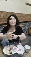 原创厕拍商场骚逼。附生活照