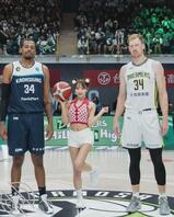 「三上悠亚」加入中国PLG啦啦队！2