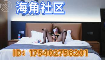 【原创25】4P轮奸妈妈！三个大鸡巴轮番猛操妈妈骚穴，妈妈十分满足！！！