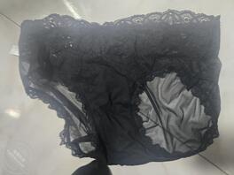 潜入大姨子房间找内内1