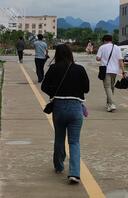 今天考试偶遇翘臀牛仔裤女生0