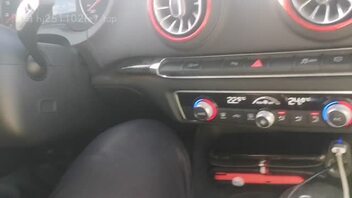 没想到这么顺利......弟弟开着车，我给他吃鸡巴