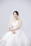 来几张老婆的婚纱照