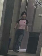 厕拍图书馆姐妹花1