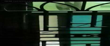 邻居
