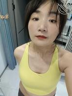 绿母奴把骚妈放这里求野爹辱骂，希望野爹把我妈当母狗对待