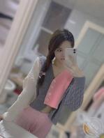 姐姐剃逼毛的照片1