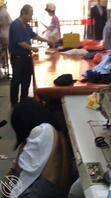 【露出专题】骚逼去裁缝店做西装，全裸让大叔量尺寸2