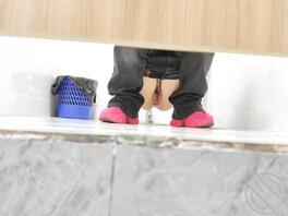 原创厕拍 少妇流血的鲍鱼2